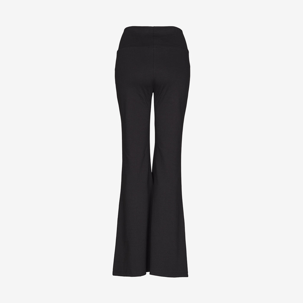 Leveät bootcut-housut